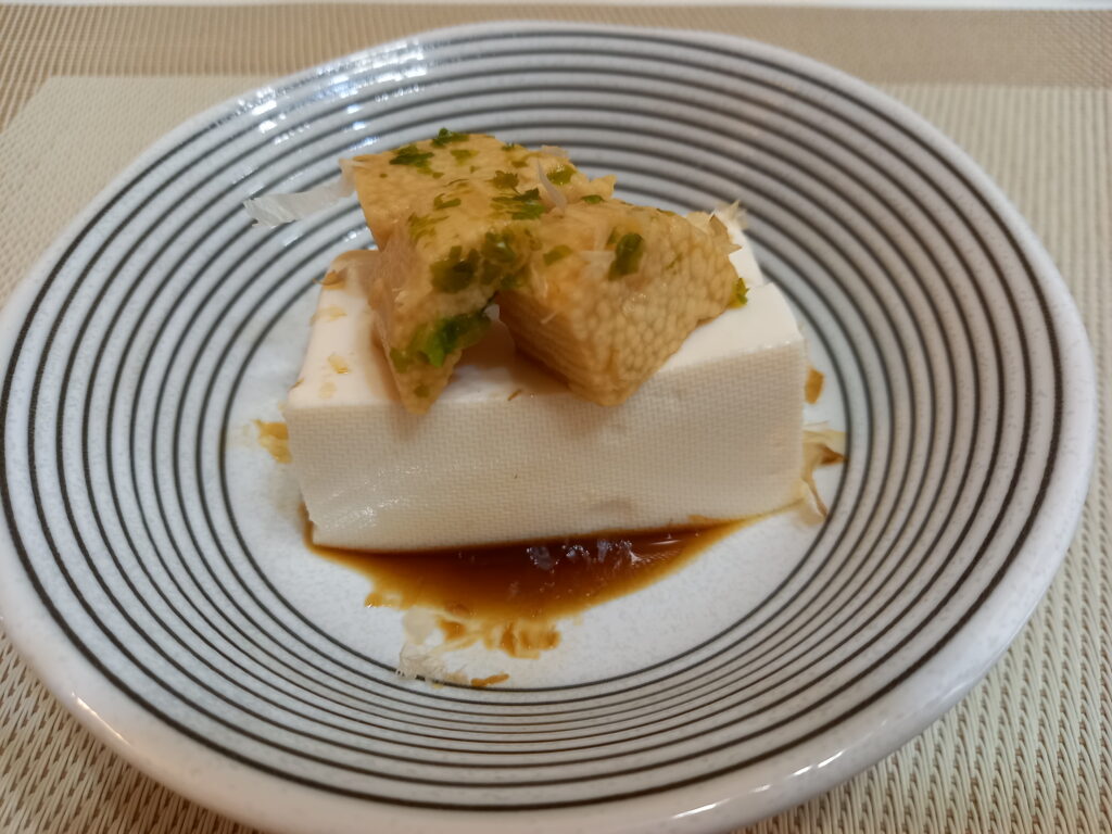 豆腐と長芋のせ