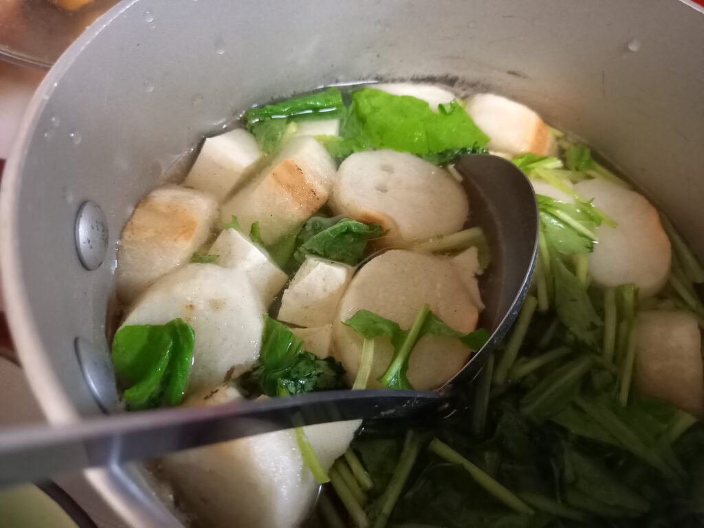 麩と豆腐の味噌汁